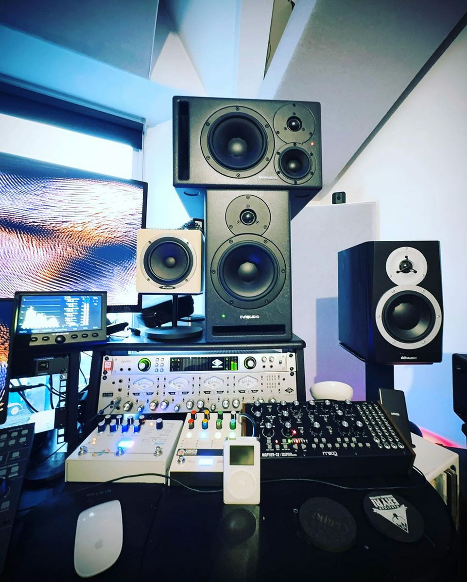 Dynaudio Core 47, Core 7 and Bm5 MkIII monitors in a project recording studio